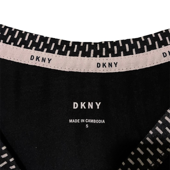 DKNY Women’s Navy Contrast-trim Pajama Shirt Top - Picture 4 of 6